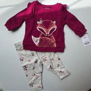 Carters 
2 shirts 
Size 4/5
NWT